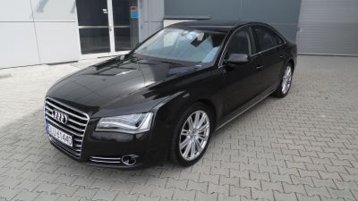 Samochód do ślubu - Lubin czarny Audi A8 4.2 TDI 355 KM QUATTRO
