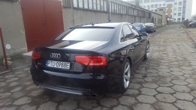 Samochód do ślubu - Turek czarny Audi S8 4200