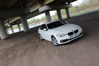 Samochód do ślubu - Katowice biały BMW 318 Benzyna
