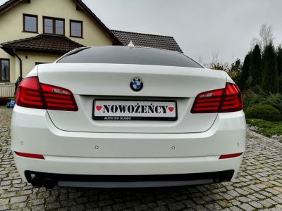 Samochód do ślubu - Pigża biały BMW 5 F10 
