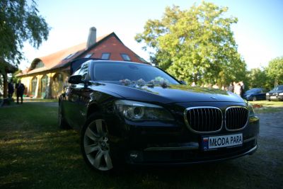 Samochód do ślubu - Poznań czarny BMW 7 