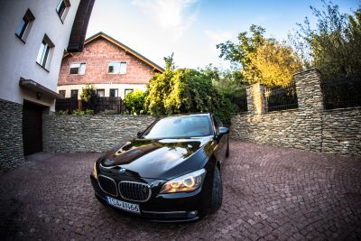 Samochód do ślubu - Sandomierz czarny BMW 7 730