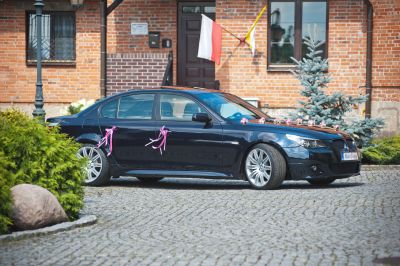 Samochód do ślubu - Leszno czarny BMW E60 M Pakiet 530