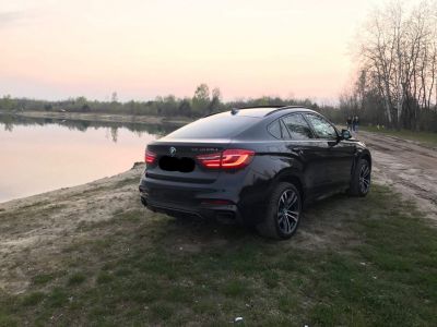 Samochód do ślubu - Dąbrowa Tarnowska czarny BMW X6M  