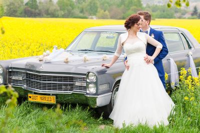 Samochód do ślubu - Cieszyn szary Cadillac fleetwood 75 9,3