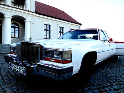 Samochód do ślubu - Rogozno biały Cadillac Brougham Cabrio 