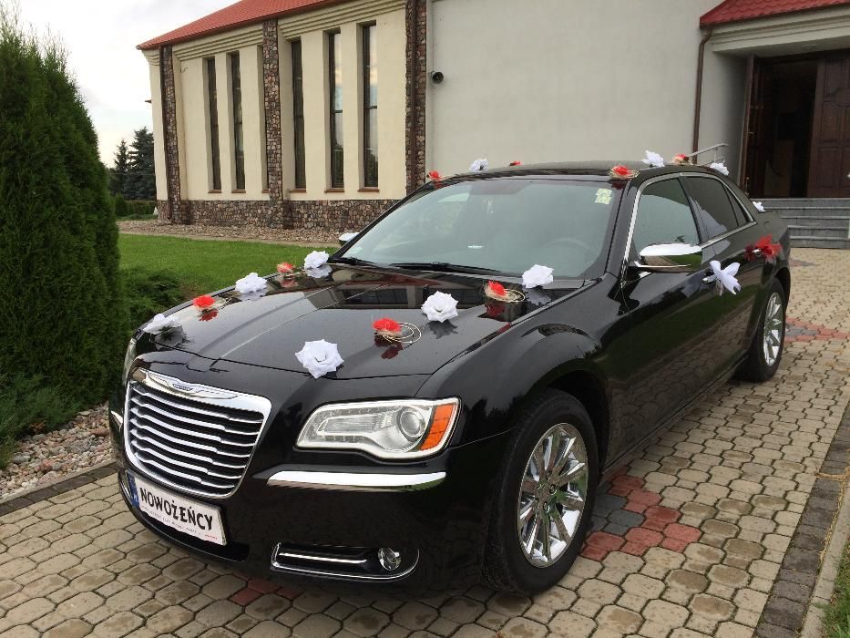 Samochód do ślubu - Sulejówek czarny Chrysler 300 