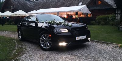 Samochód do ślubu - Warszawa czarny Chrysler 300 3.6