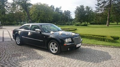 Samochód do ślubu - Zblewo czarny Chrysler 300C 