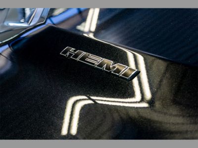 Samochód do ślubu - Bydgoszcz czarny Dodge Challenger 5,7 V8 HEMI