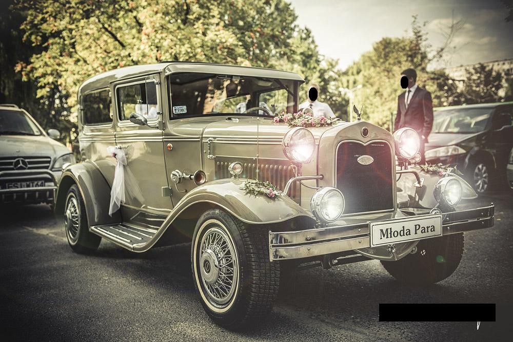 Samochód do ślubu - Orchów szary Ford Y 