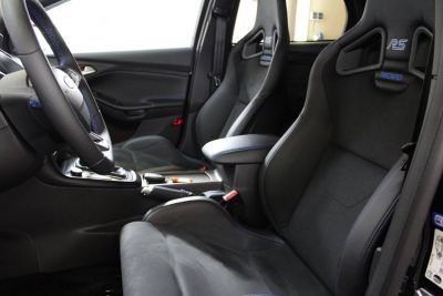 Samochód do ślubu - Lanckorona czarny Ford Focus RS 