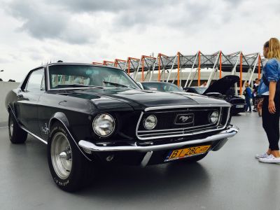 Samochód do ślubu - Białystok czarny Ford Mustang 5.0 V8