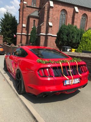Samochód do ślubu - Dzierzoniow czerwony Ford Mustang 