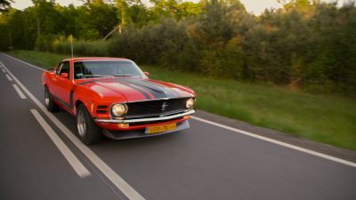 Samochód do ślubu - Rybnik czerwony Ford Mustang Fastback 