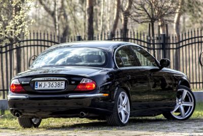 Samochód do ślubu - Warszawa czarny Jaguar S-Type 3.0 V6
