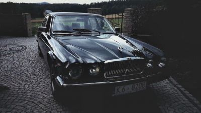 Samochód do ślubu - Nowy Sącz czarny Jaguar XJ V12  