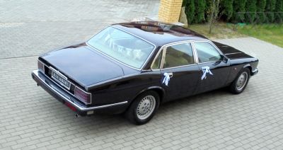 Samochód do ślubu - Warszawa czarny Jaguar XJ40 4.0
