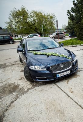 Samochód do ślubu - Czechowice-Dziedzice granatowy Jaguar XJ 3,0