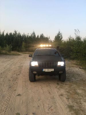 Samochód do ślubu - Sosnowiec czarny Jeep Grand Cherokee 4,7L V8