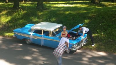 Samochód do ślubu - Kończyce Małe niebieski Klasyk edsel corsair 5,9