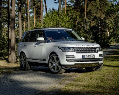 Samochód do ślubu - Piotrków Trybunalski biały Land Rover Range Rover 