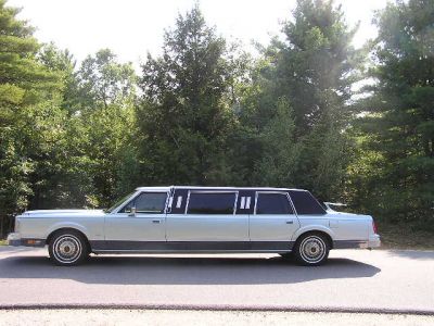 Samochód do ślubu - Kończyce Małe biały Lincoln mark V 7900