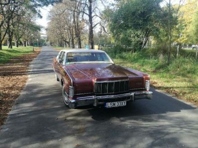 Samochód do ślubu - Piaski brązowy Lincoln CONTINENTAL v8