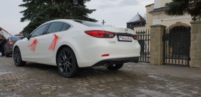 Samochód do ślubu - Wojnicz biały Mazda 6  