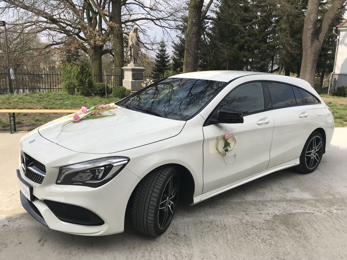 Samochód do ślubu - Poznań biały Mercedes-Benz CLA Shooting brake 180