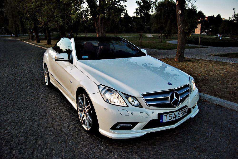 Samochód do ślubu - Sandomierz biały Mercedes-Benz E  350