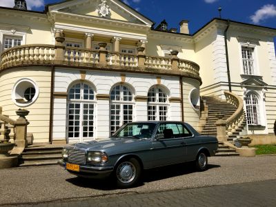 Samochód do ślubu - Kraków niebieski Mercedes-Benz 280CE W123 Benzyna R6 wolnossąca