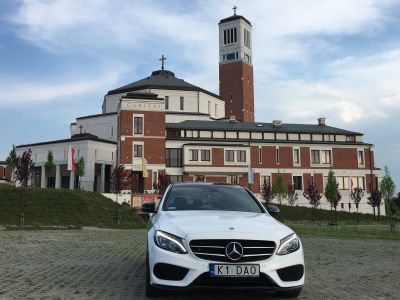Samochód do ślubu - Kraków biały Mercedes-Benz c 200 AMG 4 MATIC 