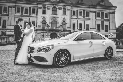 Samochód do ślubu - Bielsko-Biała biały Mercedes-Benz CLA 