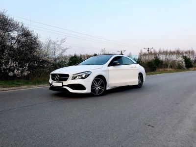 Samochód do ślubu - Radom biały Mercedes-Benz CLA 200 AMG 1.6
