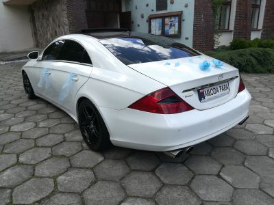 Samochód do ślubu - Zielona Góra biały Mercedes-Benz CLS 5,5
