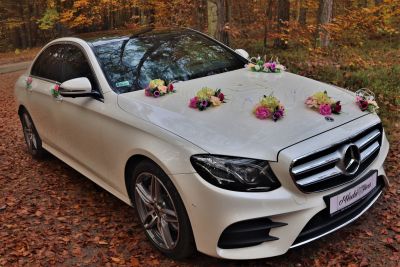 Samochód do ślubu - Zblewo biały Mercedes-Benz E 200 AMG 
