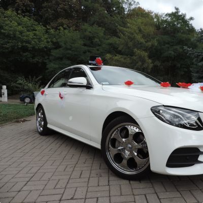 Samochód do ślubu - Bydgoszcz biały Mercedes-Benz E klasa 2.0