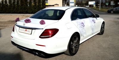 Samochód do ślubu - Ruda Śląska biały Mercedes-Benz E klasa pakiet AMG E220d