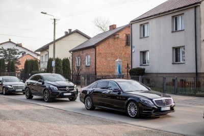 Samochód do ślubu - Radom czarny Mercedes-Benz S Klasa 