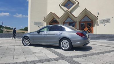 Samochód do ślubu - Dąbrówka Górna srebrny Mercedes-Benz C Klasa 