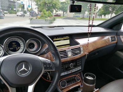Samochód do ślubu - Łódź złoty Mercedes-Benz CLS w218 AMG 
