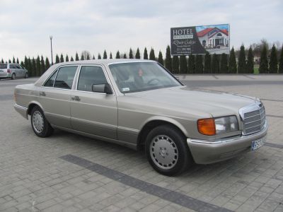 Samochód do ślubu - Stalowa Wola złoty Mercedes-Benz W126 SE280 