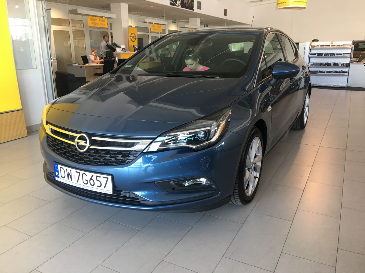 Samochód do ślubu - Wrocław niebieski Opel Astra K 1.4 TURBO