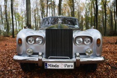 Samochód do ślubu - Warszawa srebrny Rolls Royce Silver Cloud 