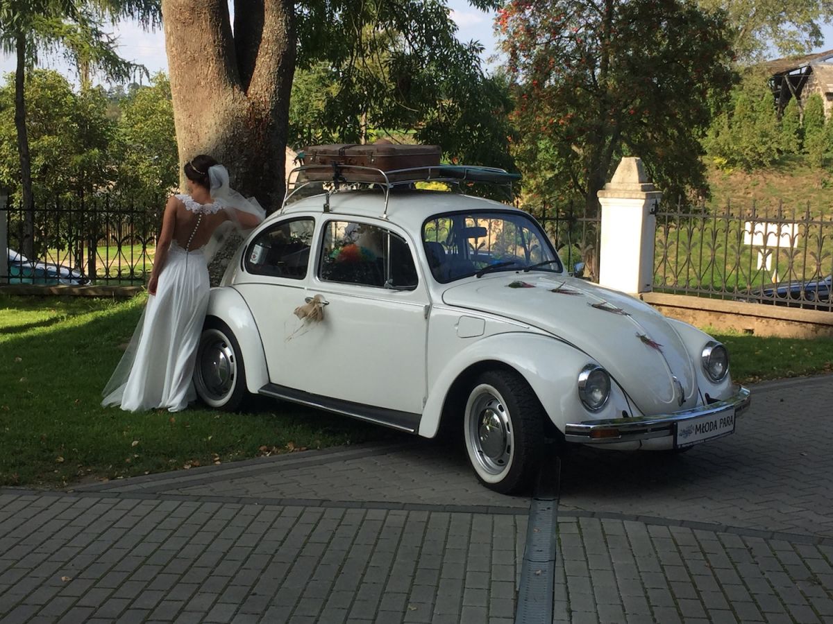 Samochód do ślubu - Kraków biały Volkswagen Garbus 