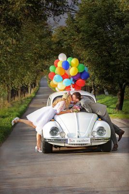 Samochód do ślubu - Jastrzębie-Zdrój biały Volkswagen beetle 1303 porsche  3,2