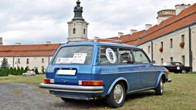 Samochód do ślubu - Włocławek niebieski Volkswagen 412 LS Variant 1.8