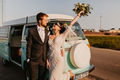Samochód do ślubu - Gdańsk niebieski Volkswagen Ogórek 2.0