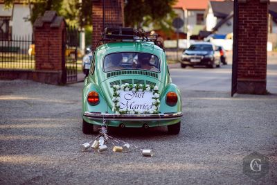 Samochód do ślubu - Kraków zielony Volkswagen 1303S GARBUS 